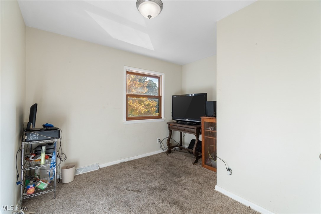 464 Dorset Street Akron OH 44305