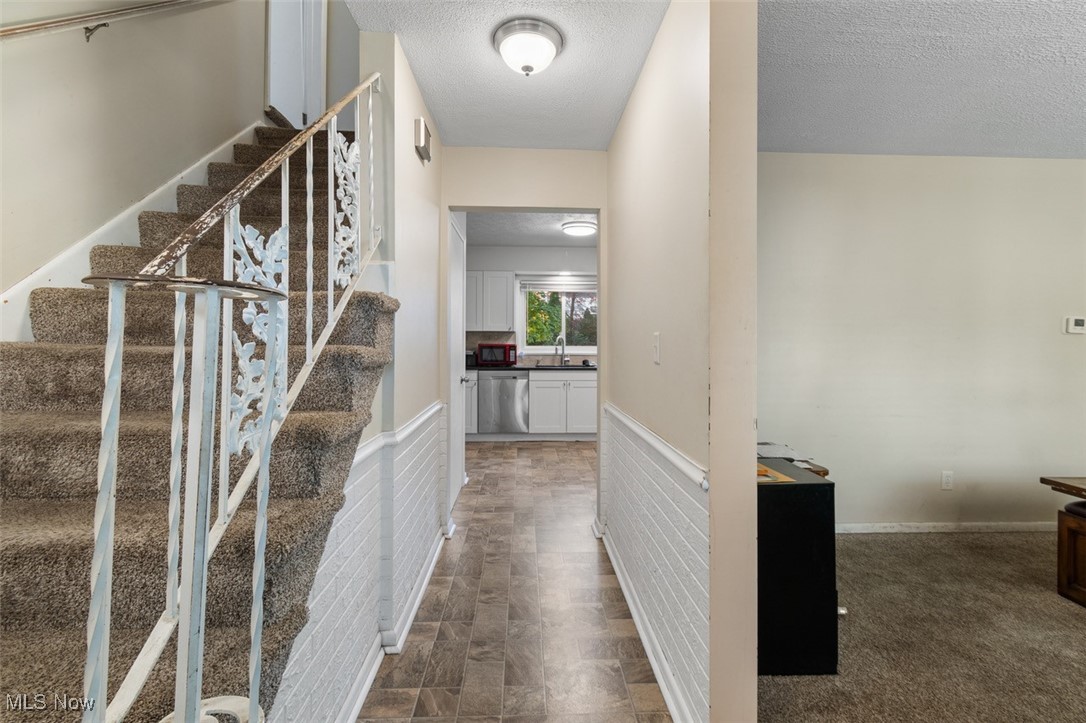 464 Dorset Street Akron OH 44305