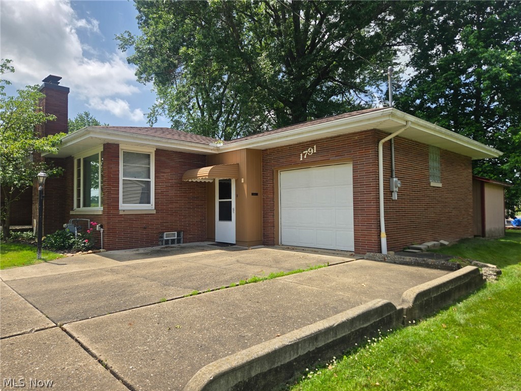 1791 Federal Avenue Alliance OH 44601