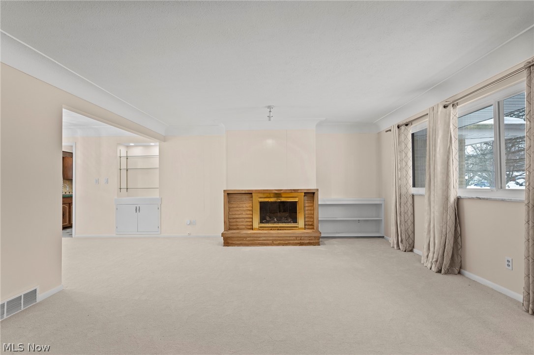 5229 Evergreen Drive North Olmsted OH 44070