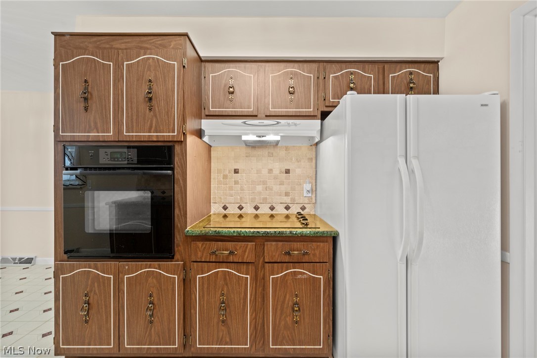 5229 Evergreen Drive North Olmsted OH 44070