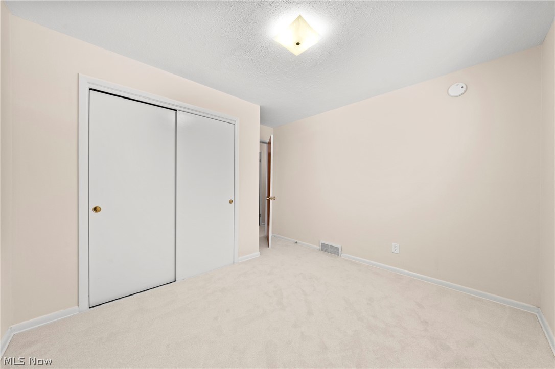 5229 Evergreen Drive North Olmsted OH 44070