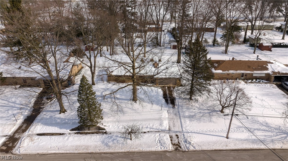 5229 Evergreen Drive North Olmsted OH 44070