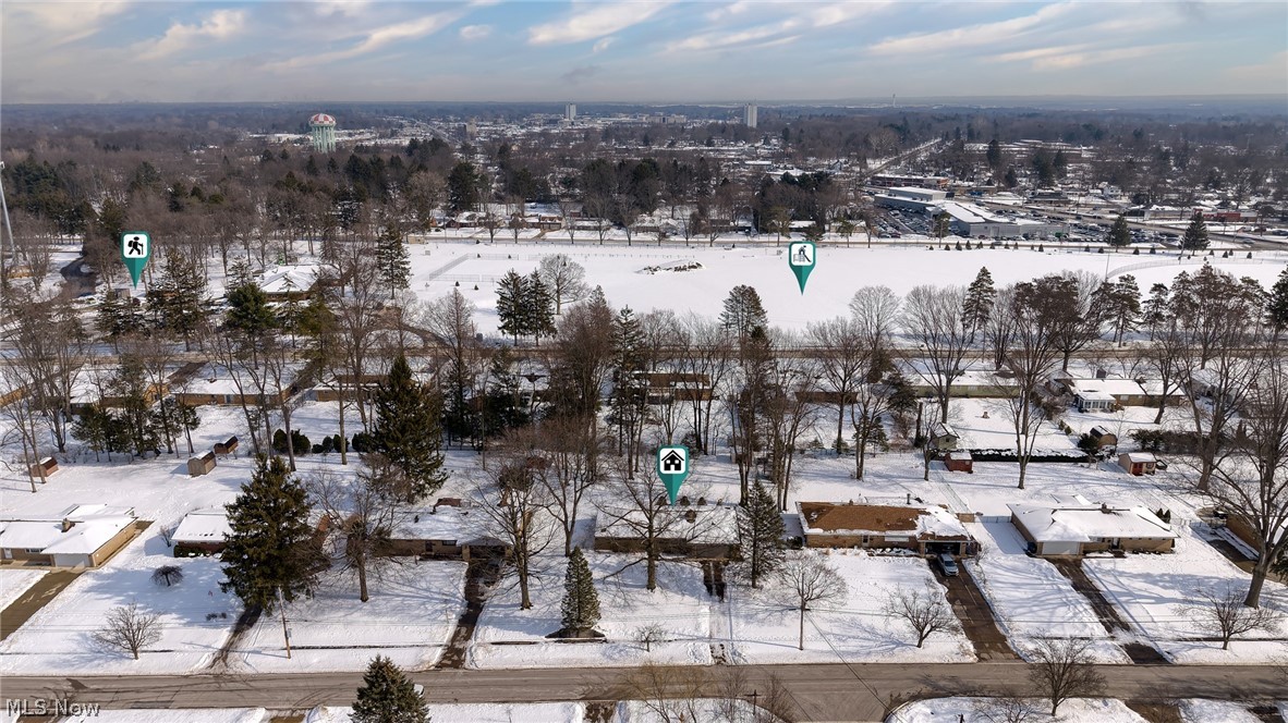 5229 Evergreen Drive North Olmsted OH 44070
