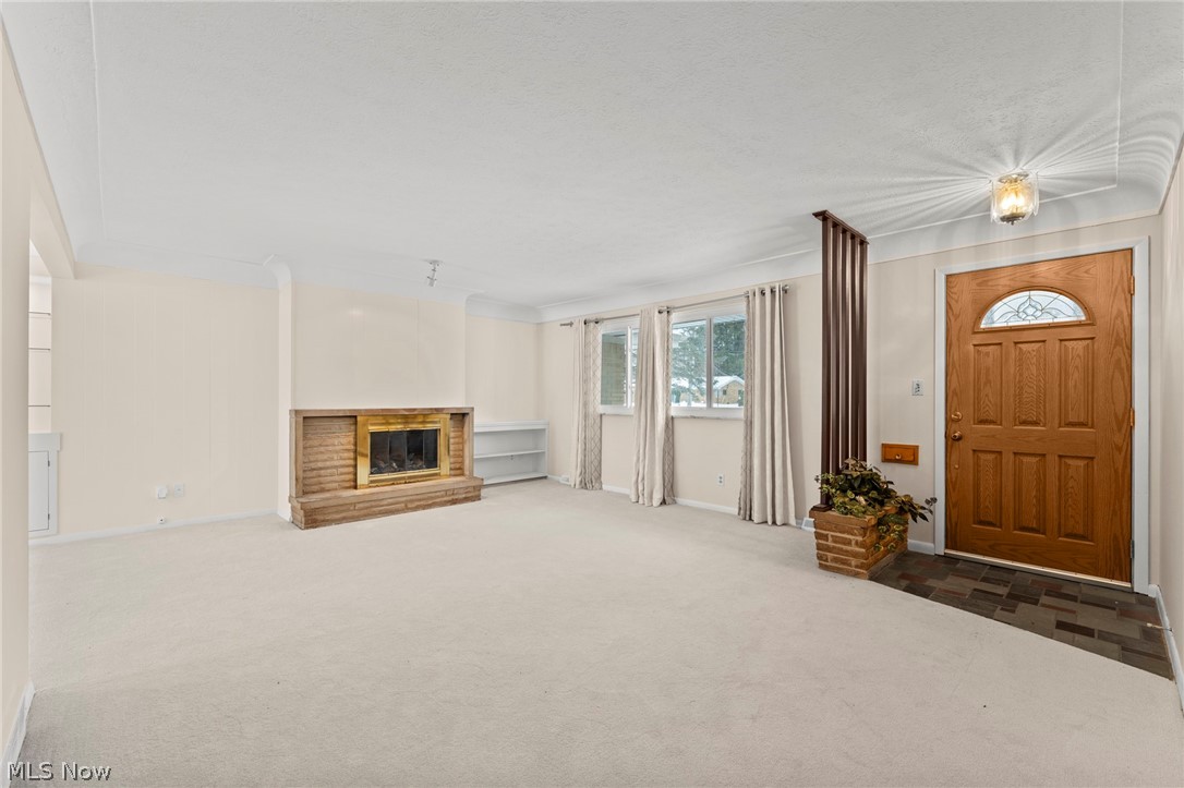 5229 Evergreen Drive North Olmsted OH 44070