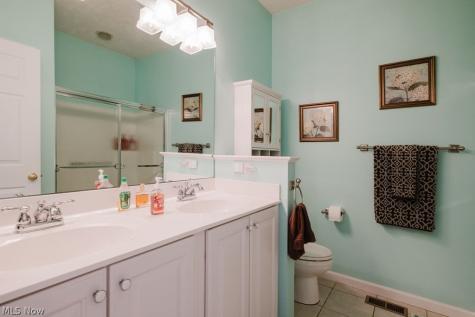 264 Cedarbrook Drive Painesville OH 44077