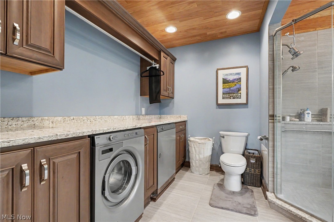 207 N Hayden Parkway Hudson OH 44236