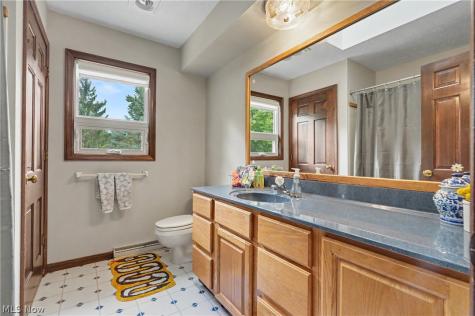 207 N Hayden Parkway Hudson OH 44236