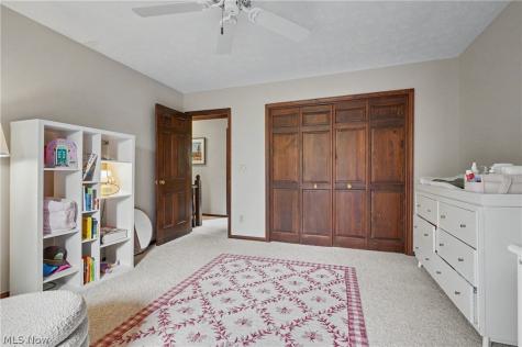 207 N Hayden Parkway Hudson OH 44236