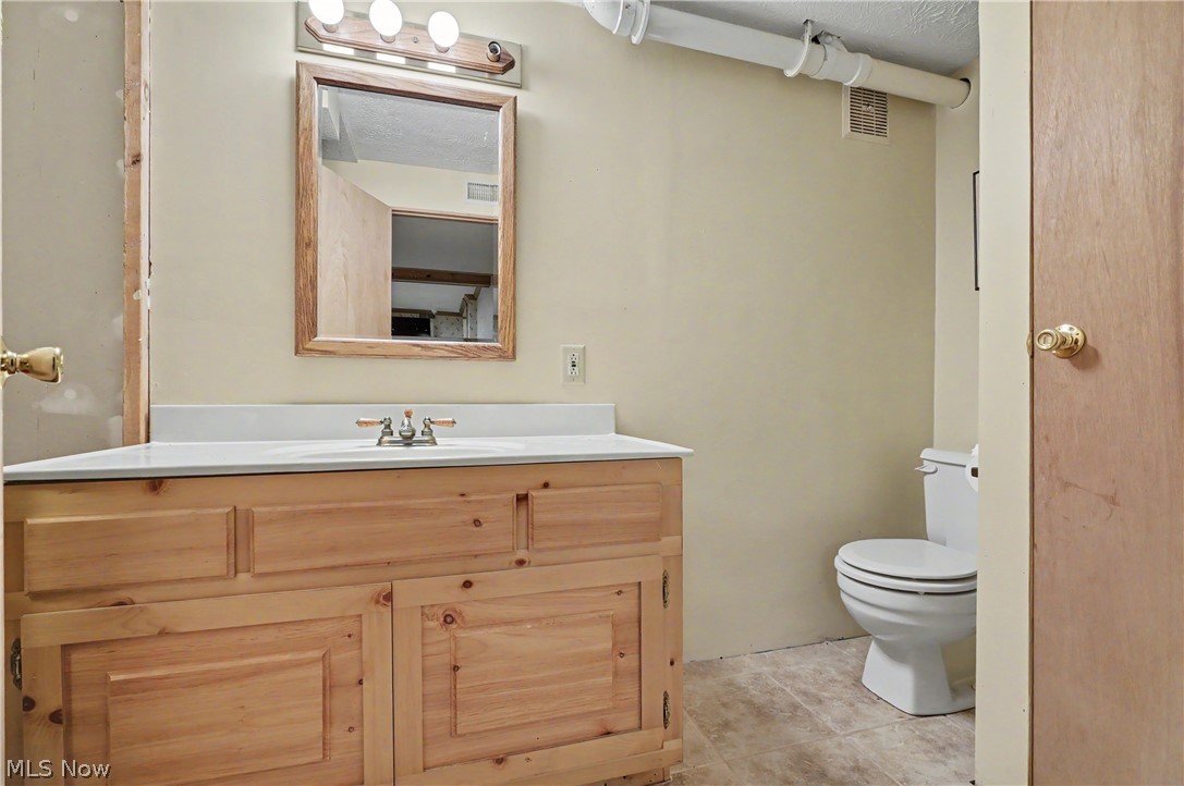 207 N Hayden Parkway Hudson OH 44236