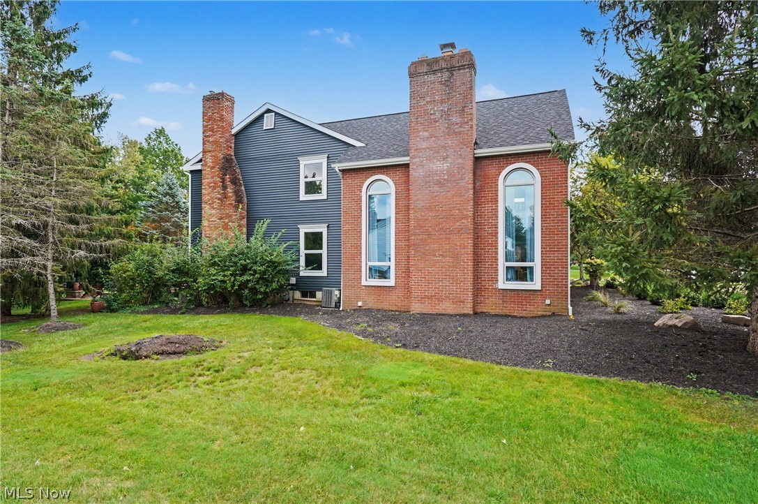 207 N Hayden Parkway Hudson OH 44236