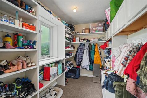 207 N Hayden Parkway Hudson OH 44236