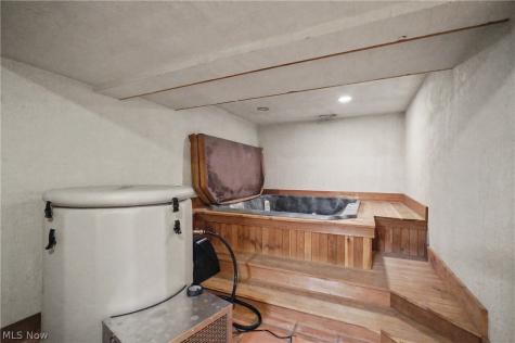 207 N Hayden Parkway Hudson OH 44236