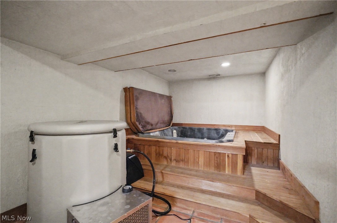 207 N Hayden Parkway Hudson OH 44236