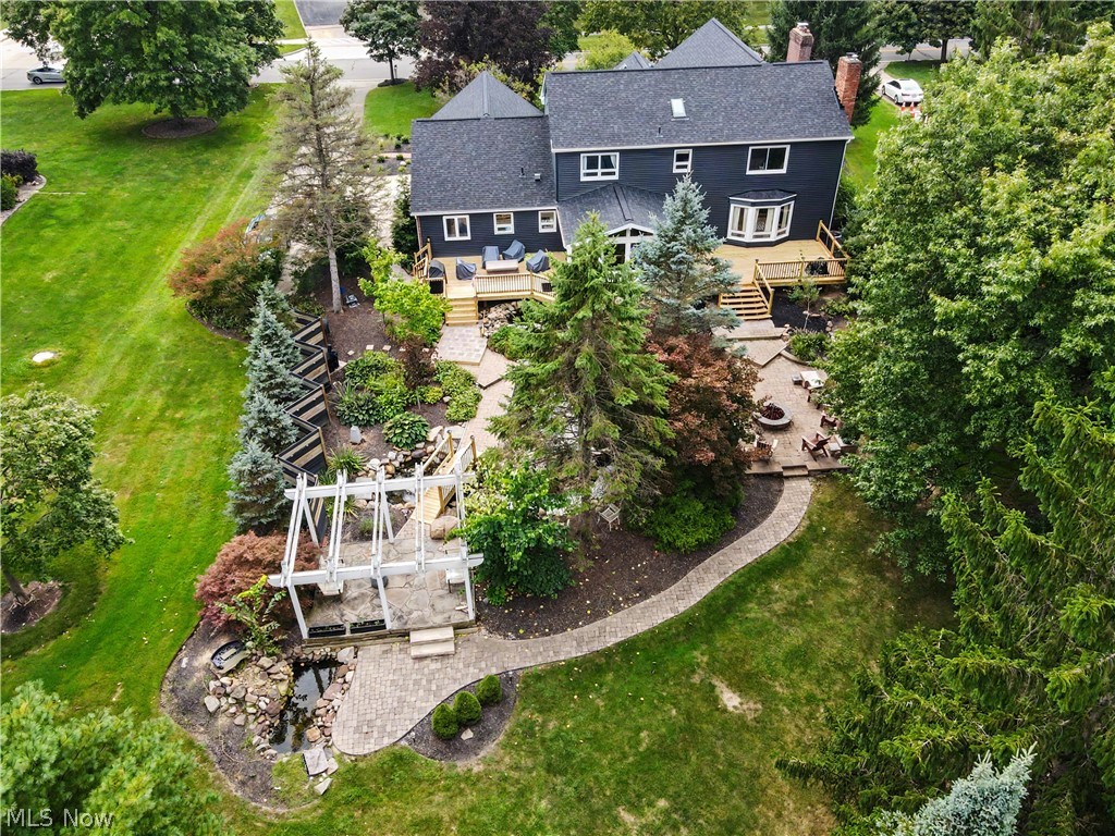 207 N Hayden Parkway Hudson OH 44236