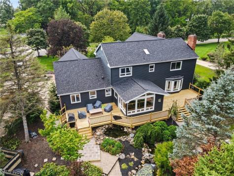 207 N Hayden Parkway Hudson OH 44236