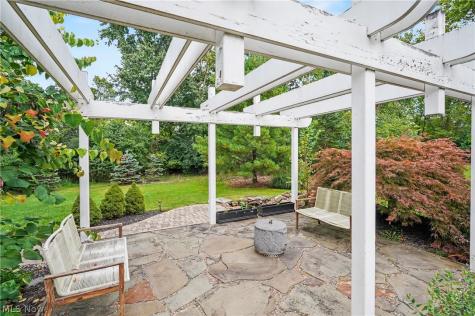 207 N Hayden Parkway Hudson OH 44236