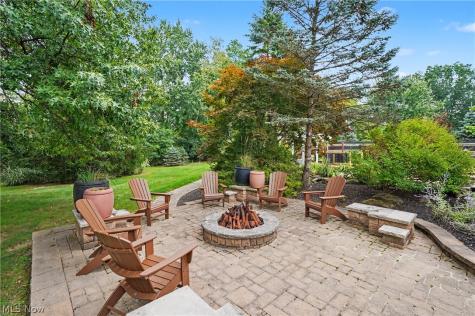 207 N Hayden Parkway Hudson OH 44236