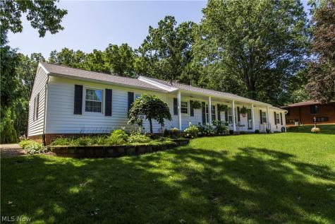 690 N Azalea Boulevard Barberton OH 44203