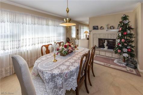 690 N Azalea Boulevard Barberton OH 44203