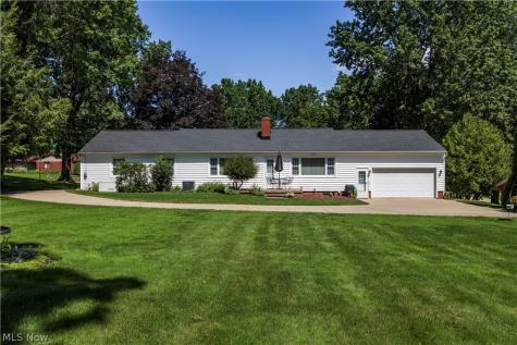 690 N Azalea Boulevard Barberton OH 44203