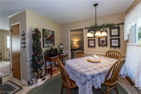 690 N Azalea Boulevard Barberton OH 44203