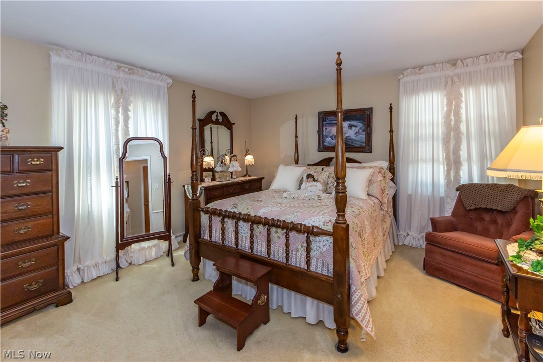 690 N Azalea Boulevard Barberton OH 44203
