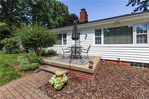 690 N Azalea Boulevard Barberton OH 44203