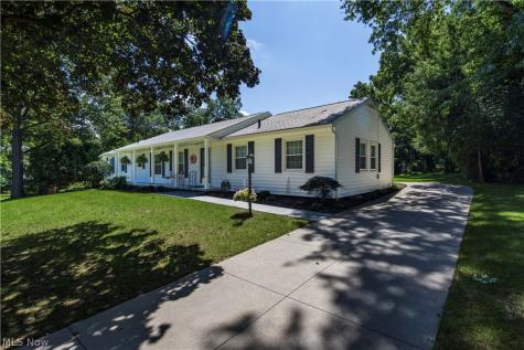 690 N Azalea Boulevard Barberton OH 44203