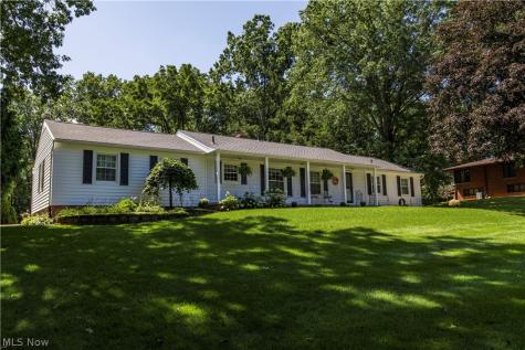 690 N Azalea Boulevard Barberton OH 44203