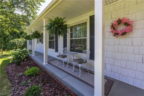 690 N Azalea Boulevard Barberton OH 44203