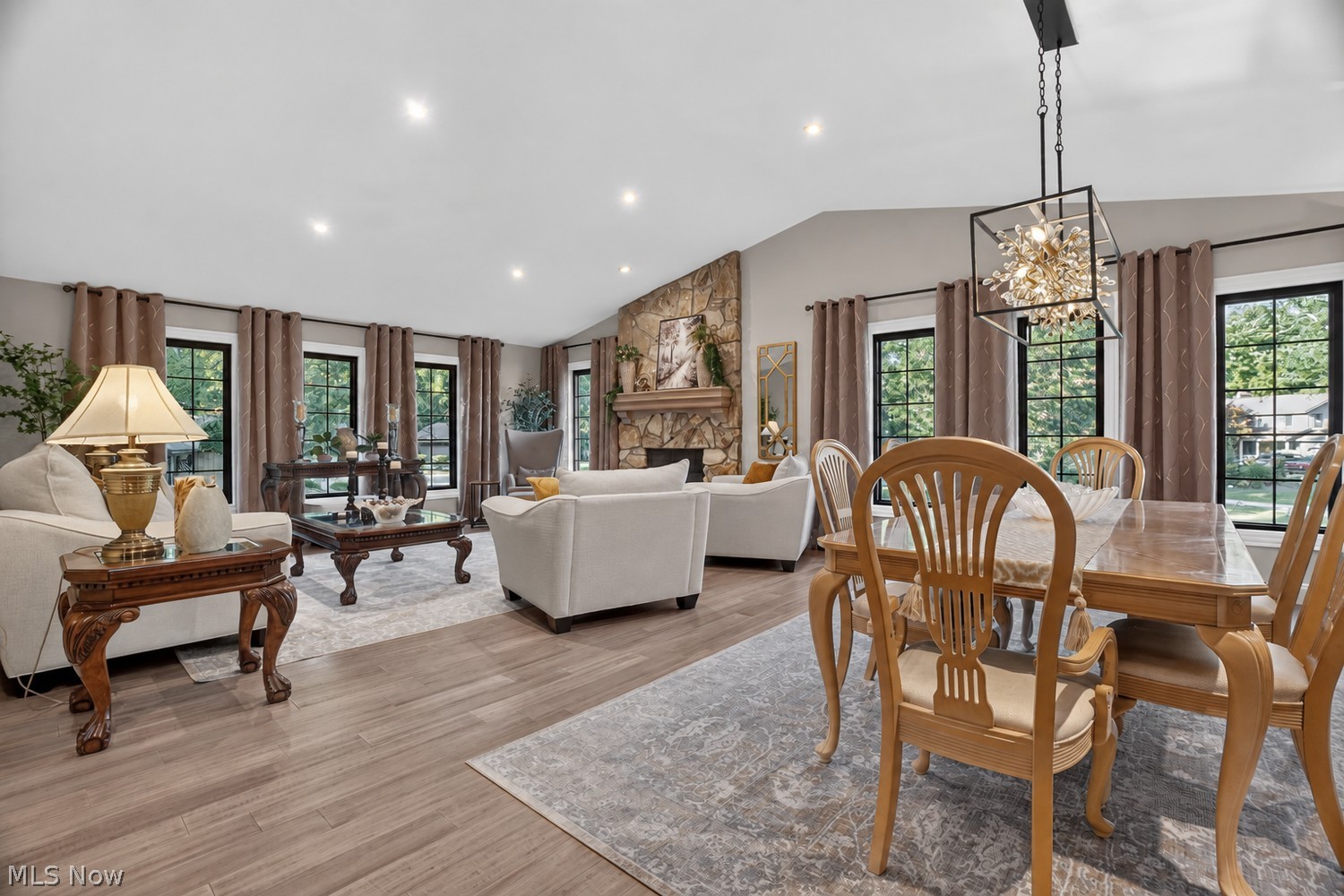 2132 Chimney Ridge Drive Madison OH 44057