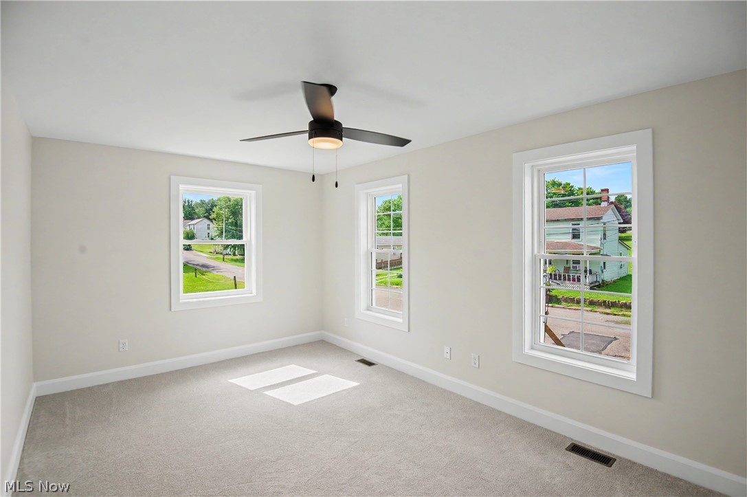 158 Sherman Street Lisbon OH 44432