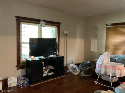 42 Alfaretta Avenue Akron OH 44310