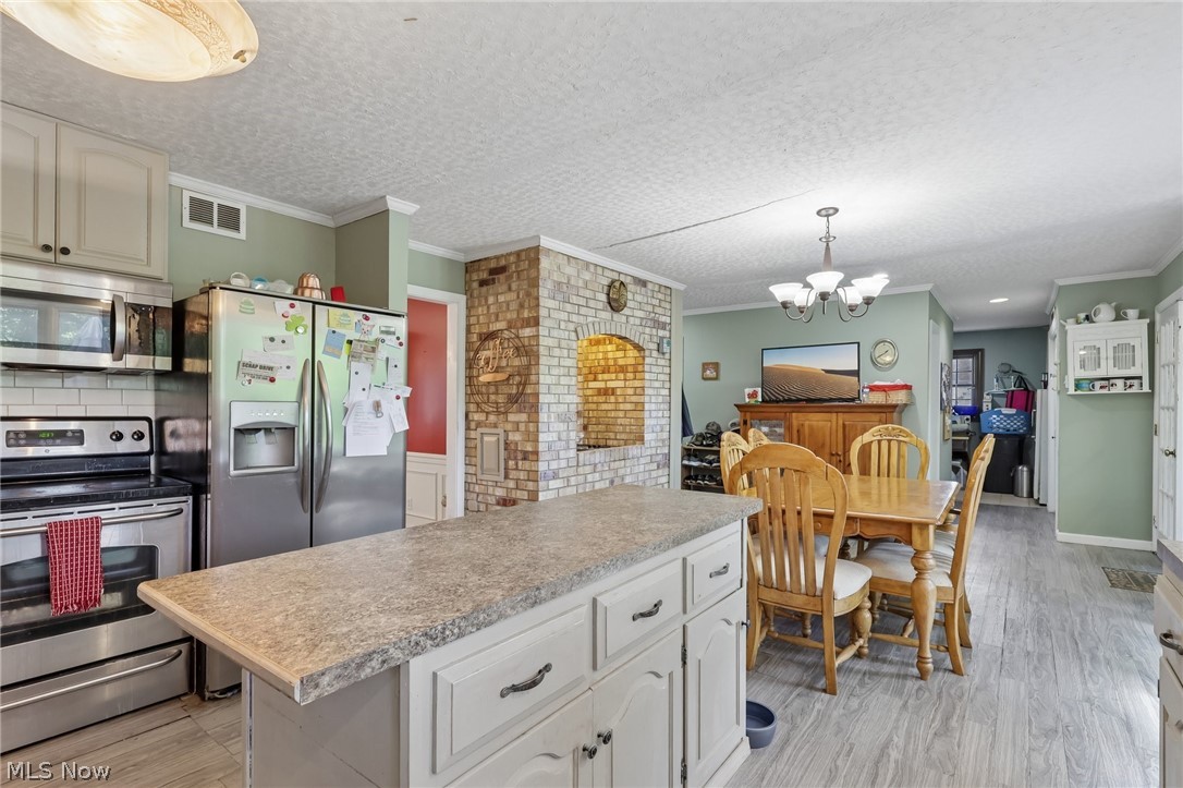 5785 Lamplighter Drive Girard OH 44420
