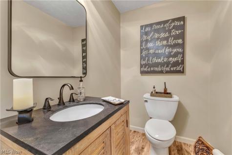3184 Middle Bellville Road Mansfield OH 44904