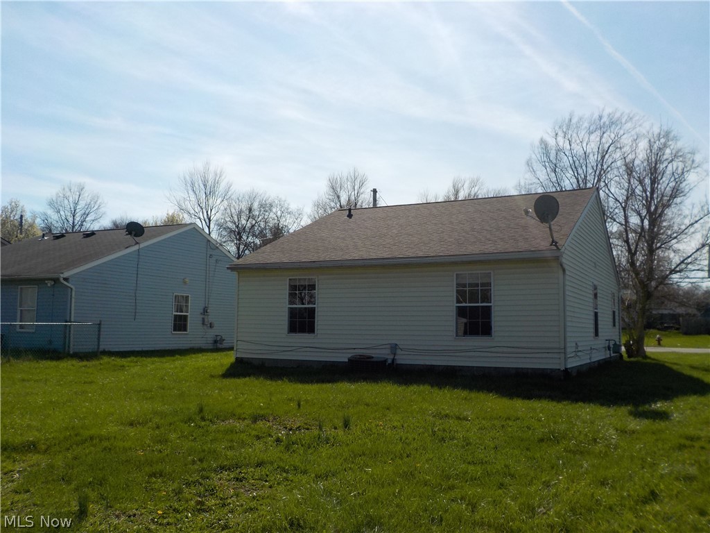5027 Clifton Avenue Lorain OH 44055