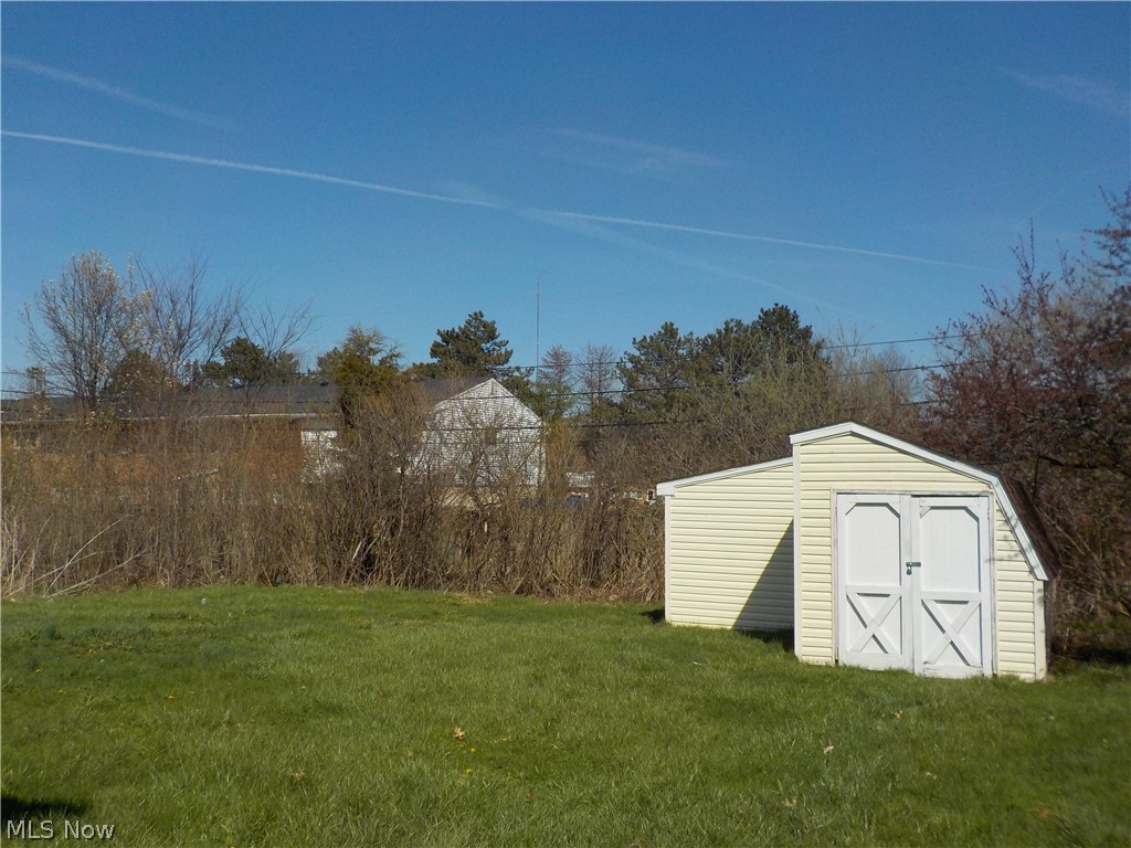5027 Clifton Avenue Lorain OH 44055