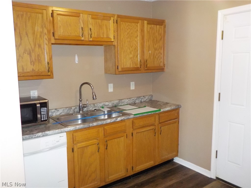 5027 Clifton Avenue Lorain OH 44055
