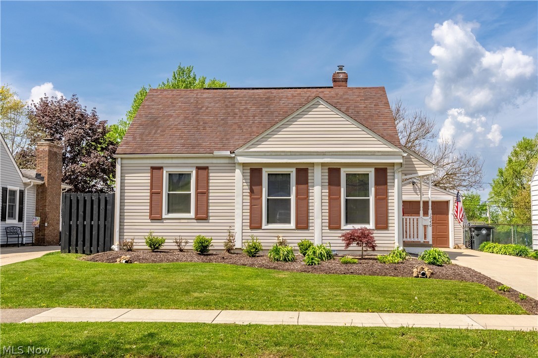 1646 Evergreen Avenue Akron OH 44301
