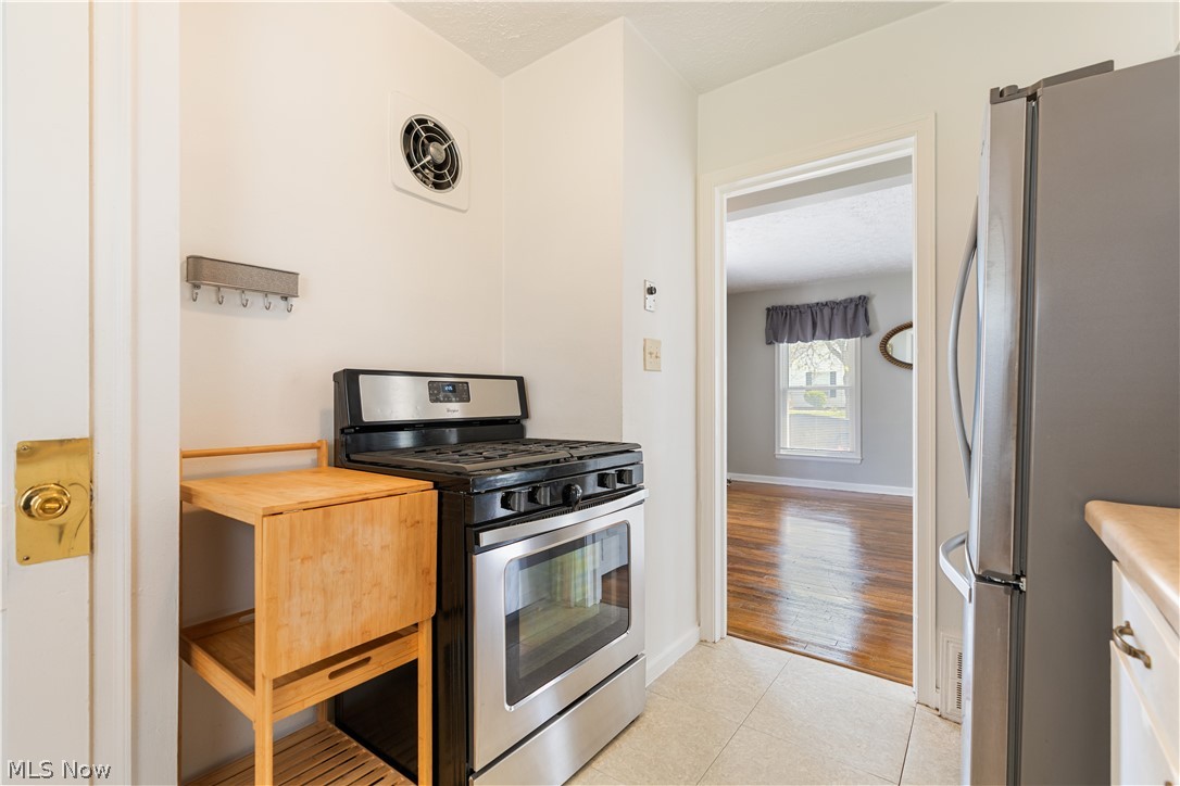 1646 Evergreen Avenue Akron OH 44301