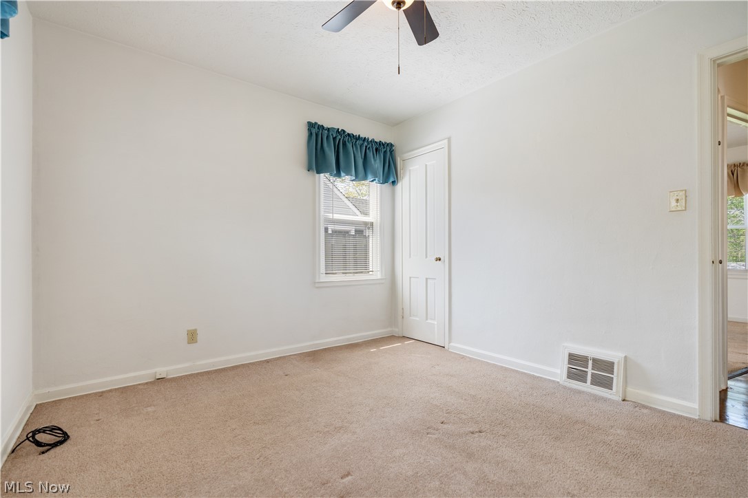 1646 Evergreen Avenue Akron OH 44301