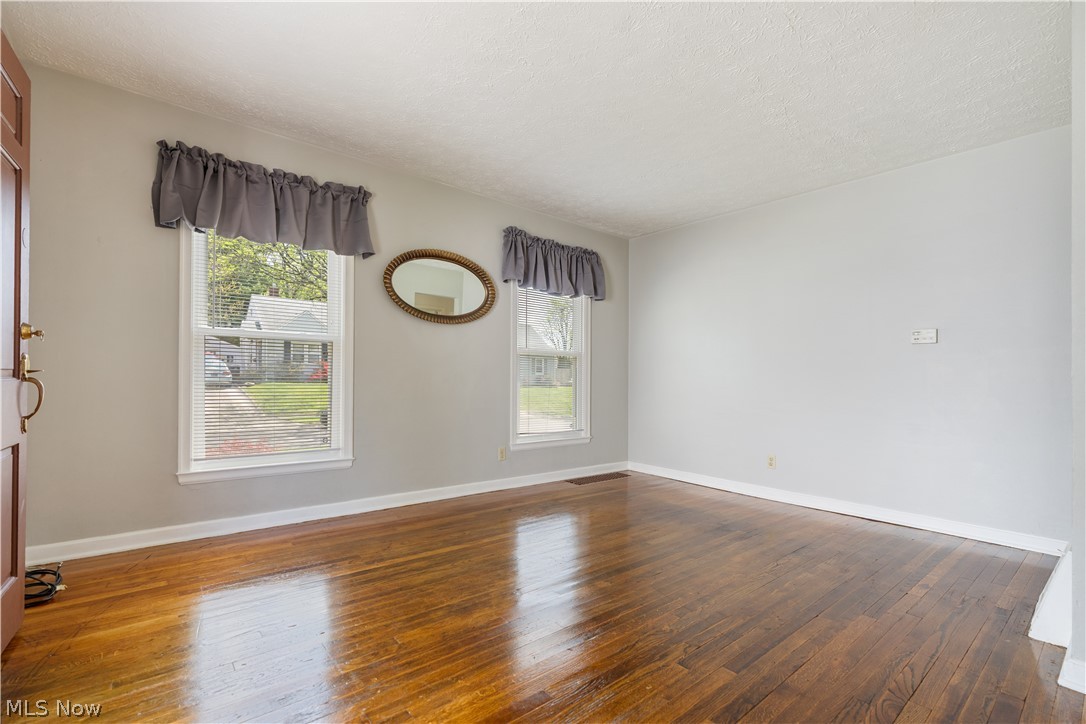 1646 Evergreen Avenue Akron OH 44301