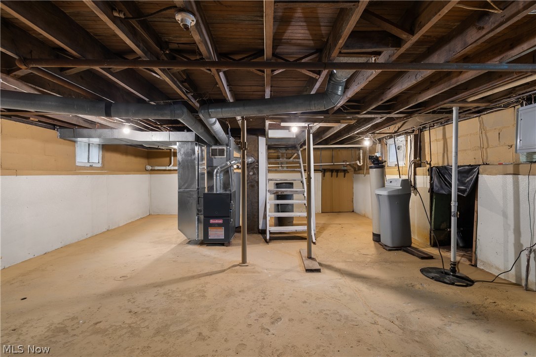 2371 Greensburg Road Green OH 44720