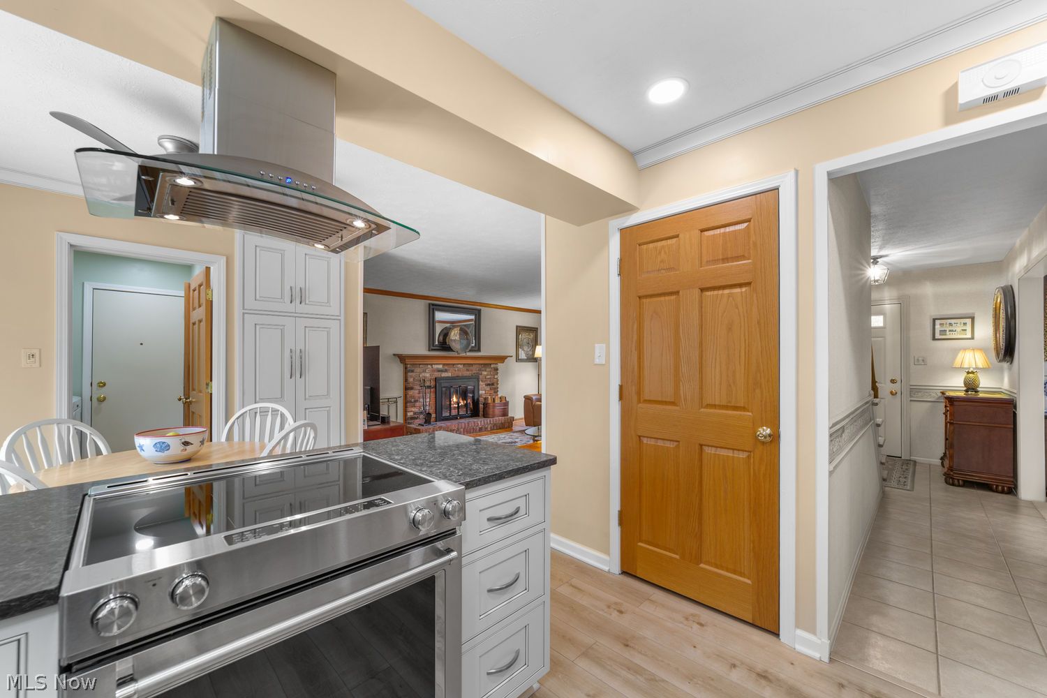 28511 Knickerbocker Road Bay Village OH 44140
