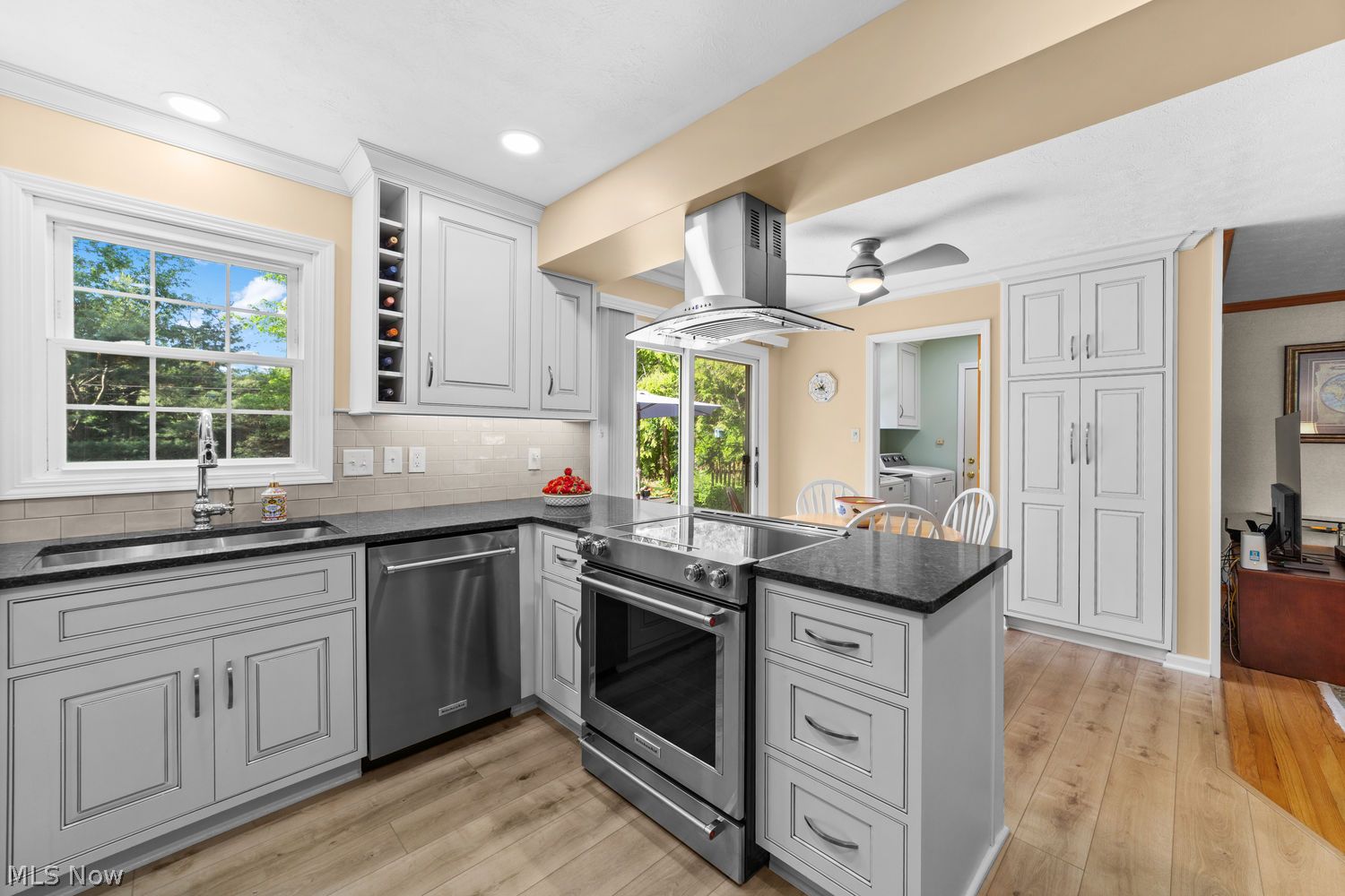 28511 Knickerbocker Road Bay Village OH 44140