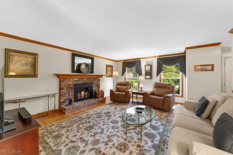 28511 Knickerbocker Road Bay Village OH 44140