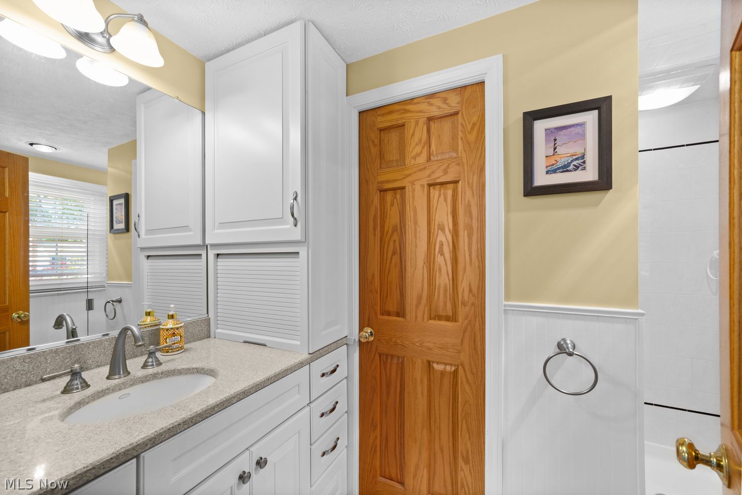 28511 Knickerbocker Road Bay Village OH 44140