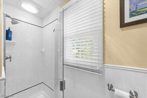 28511 Knickerbocker Road Bay Village OH 44140