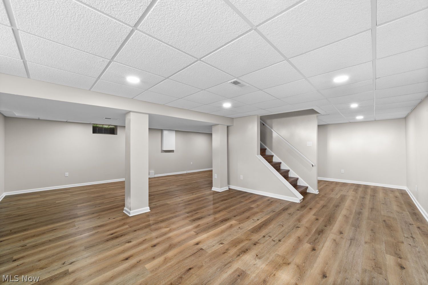 28511 Knickerbocker Road Bay Village OH 44140